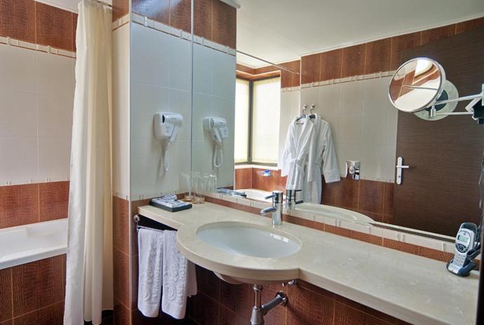 Park Hotel Romantica Свиленград Номер фото