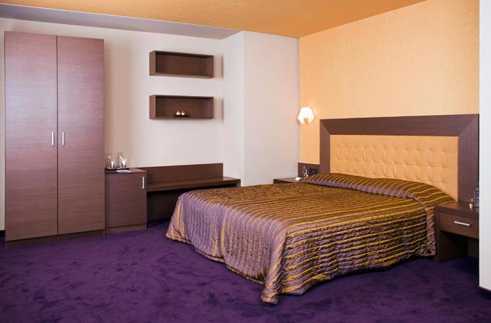 Park Hotel Romantica Свиленград Номер фото
