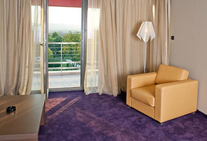 Park Hotel Romantica Свиленград Номер фото